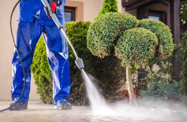 Driveway Cleaning in Cedar Park