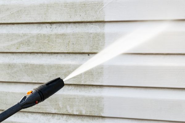 Siding Pressure Cleaning in Cedar Park