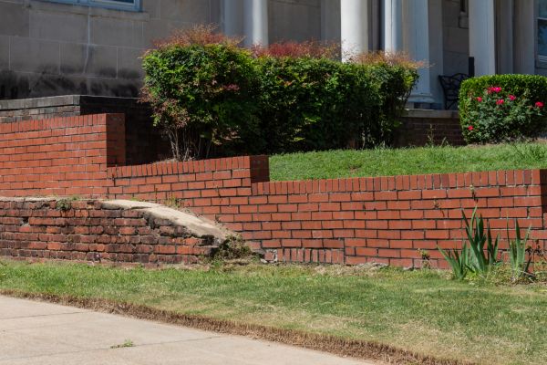 Retaining Wall Cleaning in Cedar Park